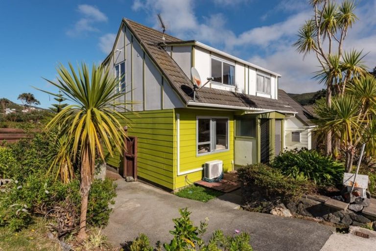 Photo of property in 38b Percy Dyett Drive, Karori, Wellington, 6012