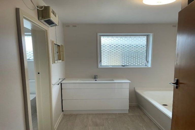 Photo of property in 4 Ferndown Lane, Bromley, Christchurch, 8062