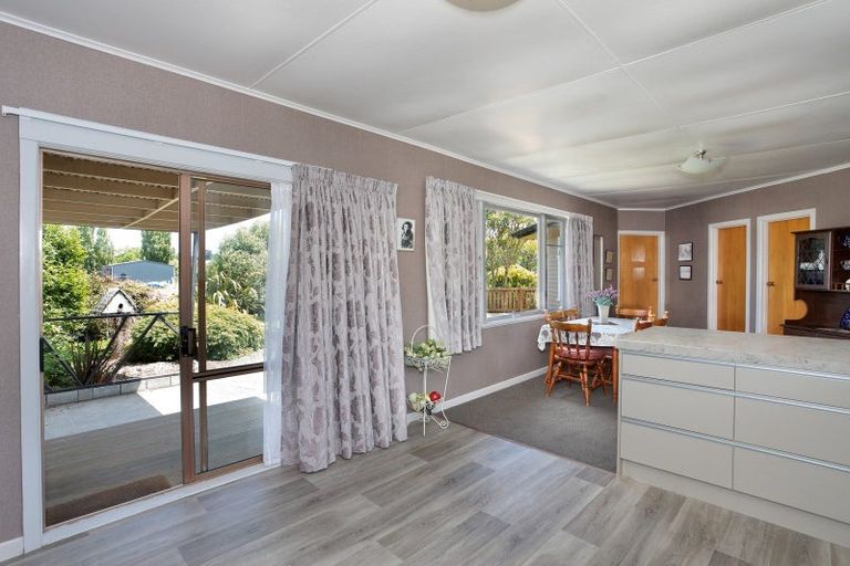 Photo of property in 19 Ingham Street, Halcombe, Feilding, 4779