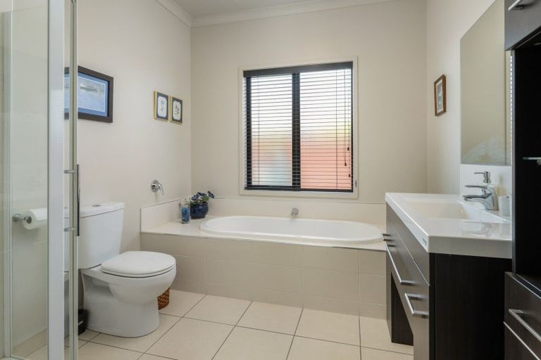 Photo of property in 2 Harakeke Place, Redwoodtown, Blenheim, 7201