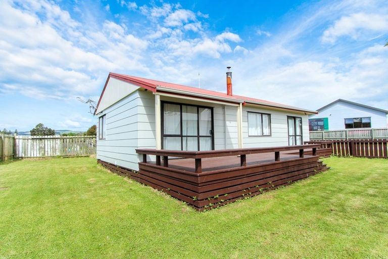 Photo of property in 81a Pohutukawa Drive, Owhata, Rotorua, 3010