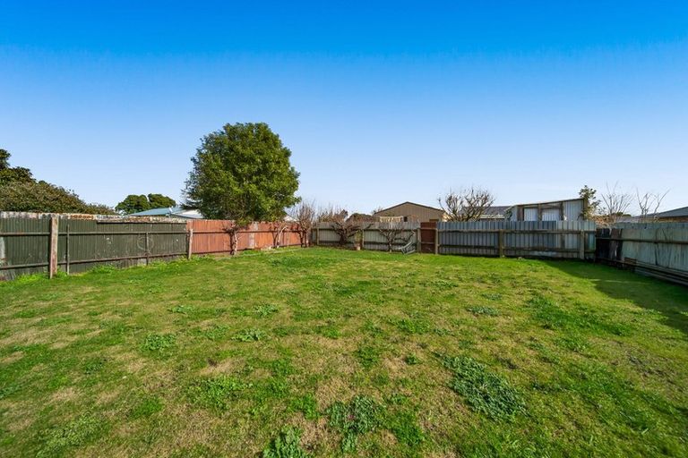Photo of property in 3 Disraeli Street, Hawera, 4610