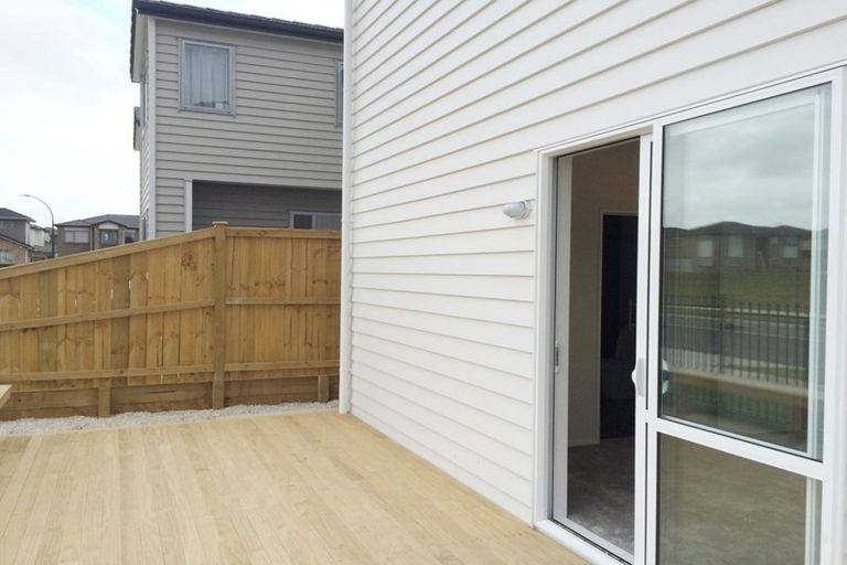 Photo of property in 75 Rosewell Crescent, Flat Bush, Auckland, 2019