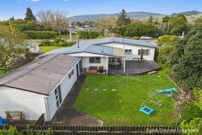 Photo of property in 105 Oxford Street, Ashhurst, 4810