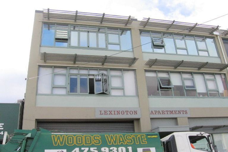 Photo of property in Lexington Apartments, 33d Hania Street, Mount Victoria, Wellington, 6011