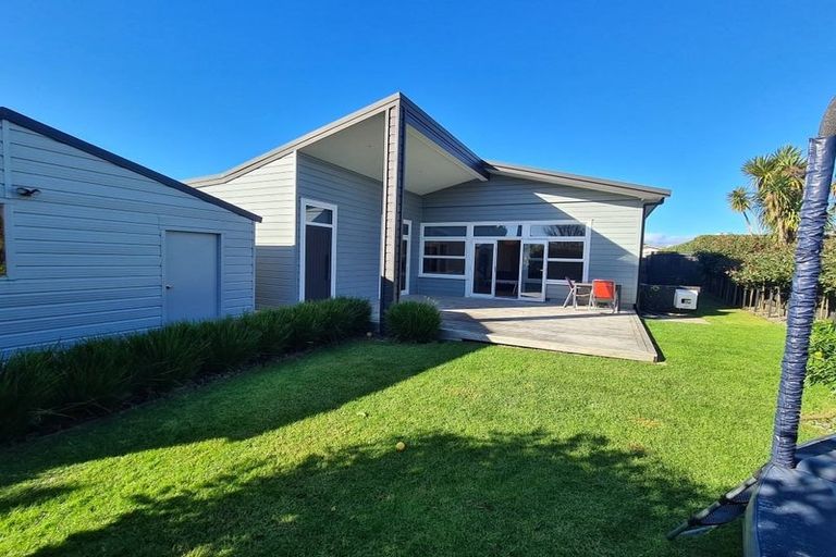 Photo of property in 6 Cracroft Street, Welbourn, New Plymouth, 4310