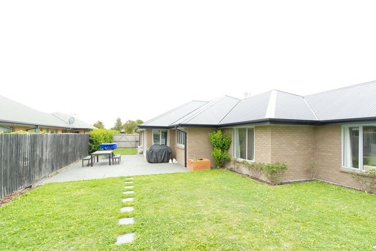 Photo of property in 15 Graycliffe Street, Halswell, Christchurch, 8025