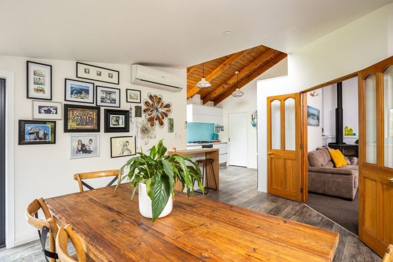 Photo of property in 42 Ridgewood Drive, Ridgewood, New Plymouth, 4371