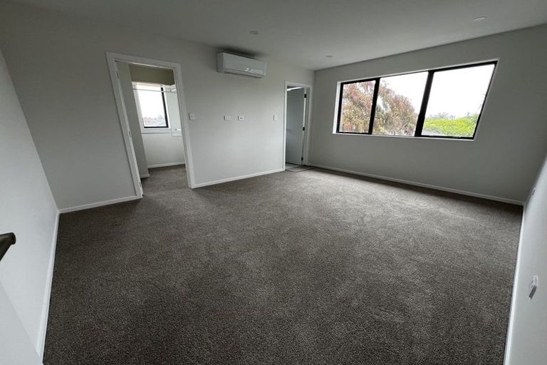 Photo of property in 7a Hinau Street, New Lynn, Auckland, 0600