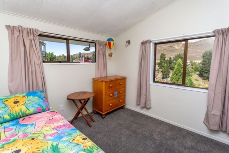 Photo of property in 12 Coulson Place, Alexandra, 9320