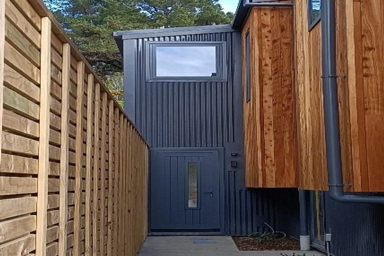 Photo of property in 12/33 Raukawa Street, Stokes Valley, Lower Hutt, 5019