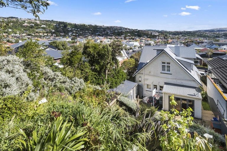 Photo of property in 155 Victoria Road, Saint Clair, Dunedin, 9012