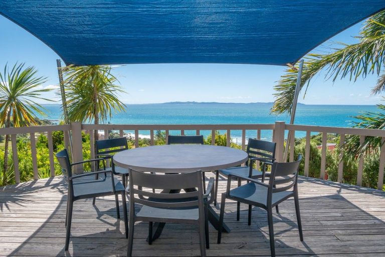 Photo of property in 39 Seaview Road, Cable Bay, 0420