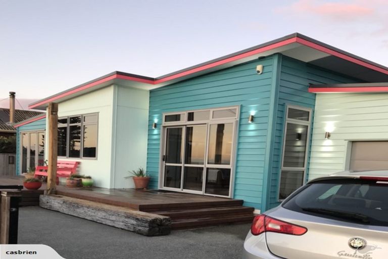 Photo of property in 44 Marine Parade, Otaki Beach, Otaki, 5512