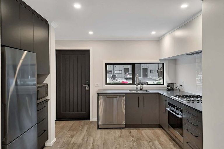 Photo of property in 4 Betty Boyes Street, Wallaceville, Upper Hutt, 5018