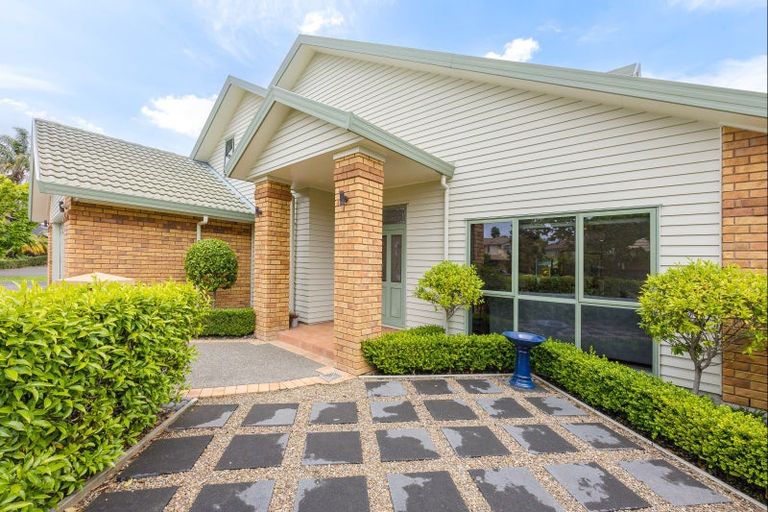 Photo of property in 13 Lucas Way, Albany, Auckland, 0632