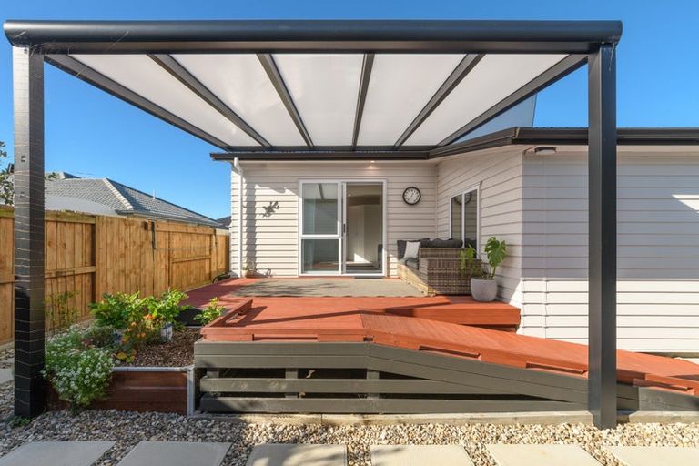 Photo of property in 11 Kamahi Crescent, Papamoa Beach, Papamoa, 3118