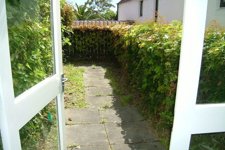 Photo of property in Pitarua Court, 7/11 Pitarua Street, Thorndon, Wellington, 6011