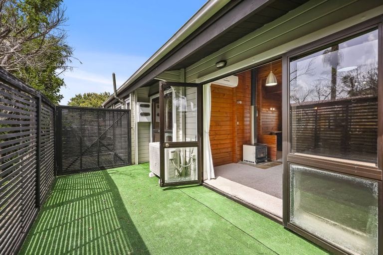 Photo of property in 4 Kamulla Court, Conifer Grove, Takanini, 2112