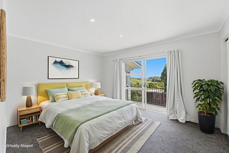 Photo of property in 9 Bronte Place, Whalers Gate, New Plymouth, 4310