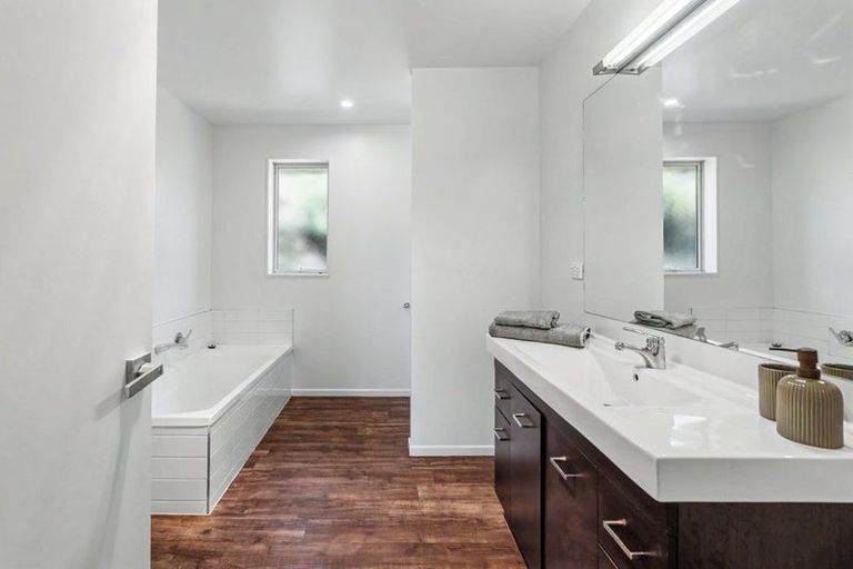 Photo of property in 5 Jozecom Place, Rolleston, 7614