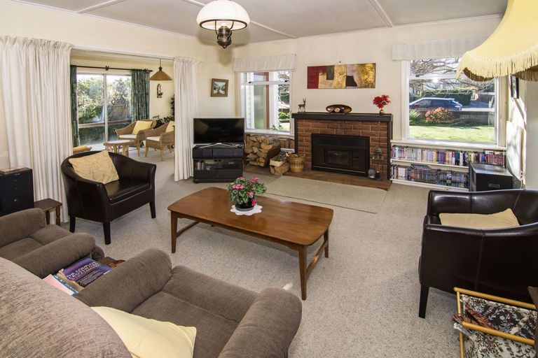 Photo of property in 100 Bannister Street, Masterton, 5810