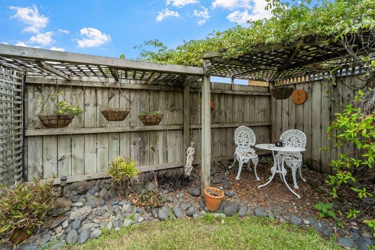 Photo of property in 69 Donald Street, Stanmore Bay, Whangaparaoa, 0932