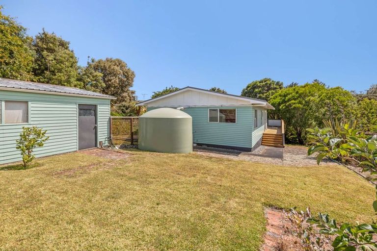 Photo of property in 847 Hokio Beach Road, Hokio Beach, Levin, 5571