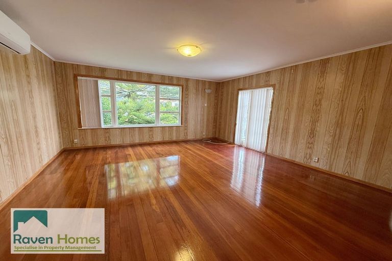 Photo of property in 27 Kohekohe Street, New Lynn, Auckland, 0600