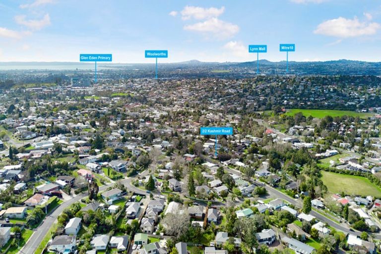 Photo of property in 2/2 Kashmir Road, Glen Eden, Auckland, 0602