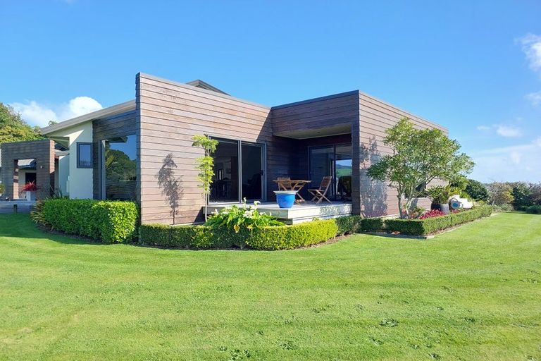 Photo of property in 236 Koru Road, Omata, New Plymouth, 4374