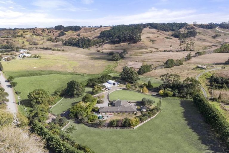 Photo of property in 237 Stoney Creek Road, Kaukapakapa, 0873