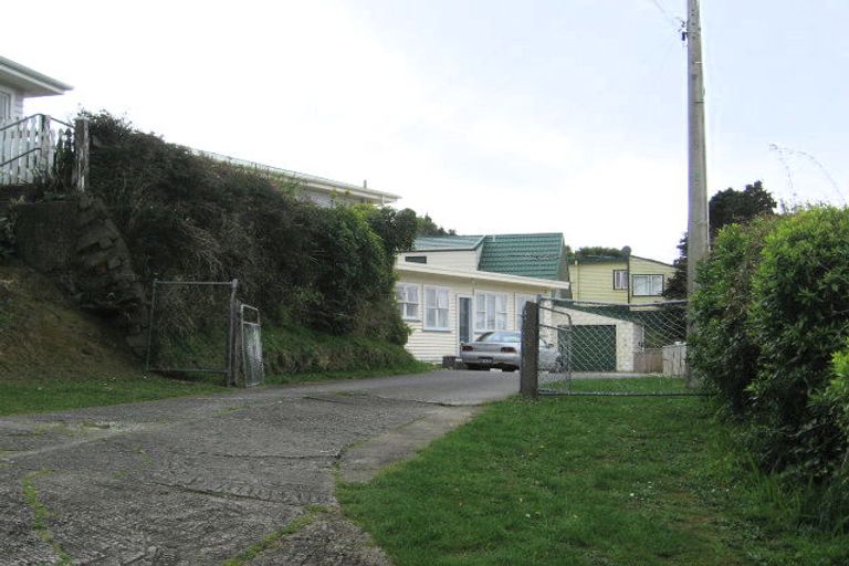 Photo of property in 8 Ohariu Road, Johnsonville, Wellington, 6037