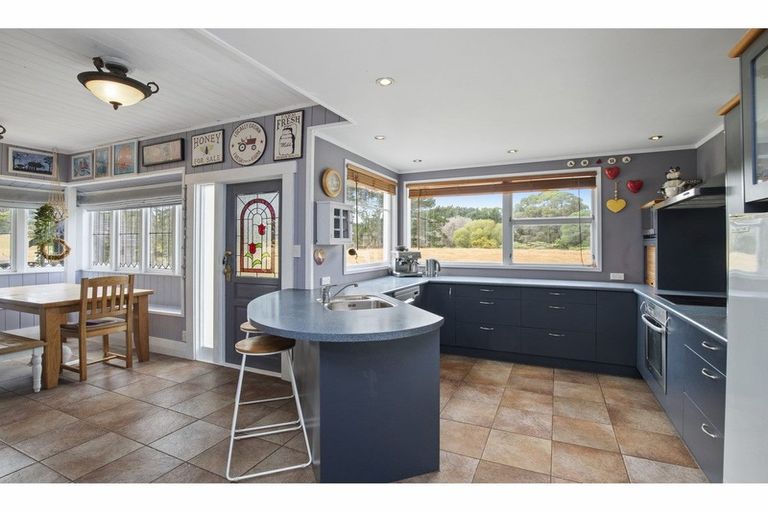 Photo of property in 122 Reid Road, Glenbrook, Waiuku, 2681