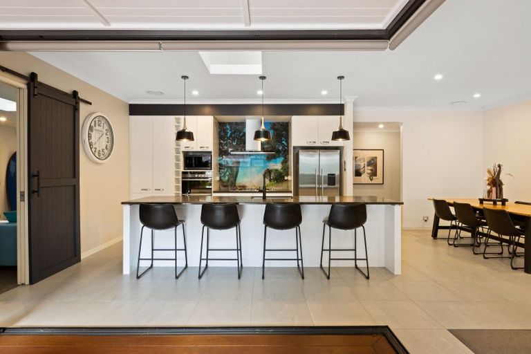 Photo of property in 23 Waldorf Crescent, Orewa, 0931