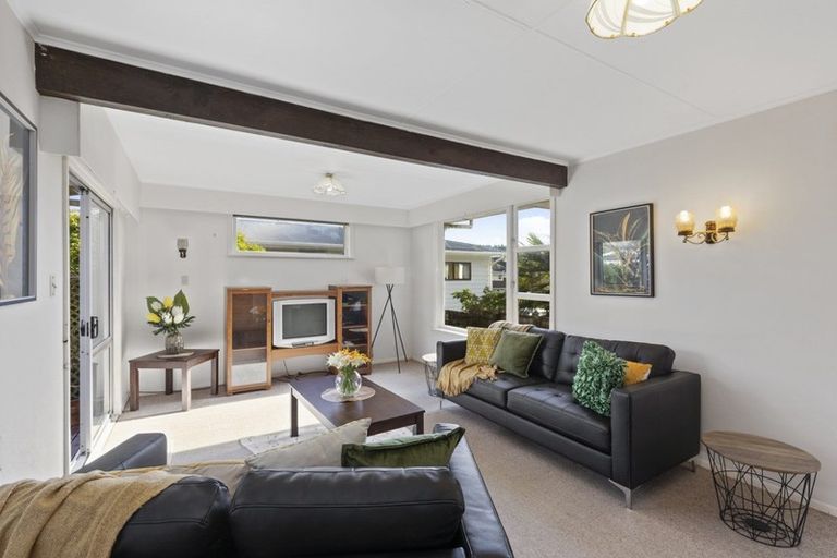 Photo of property in 22 Tanekaha Street, Stokes Valley, Lower Hutt, 5019