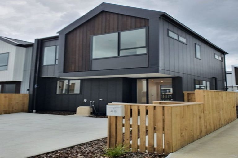 Photo of property in 48 Waipuhinui Way, Wiri, Auckland, 2104