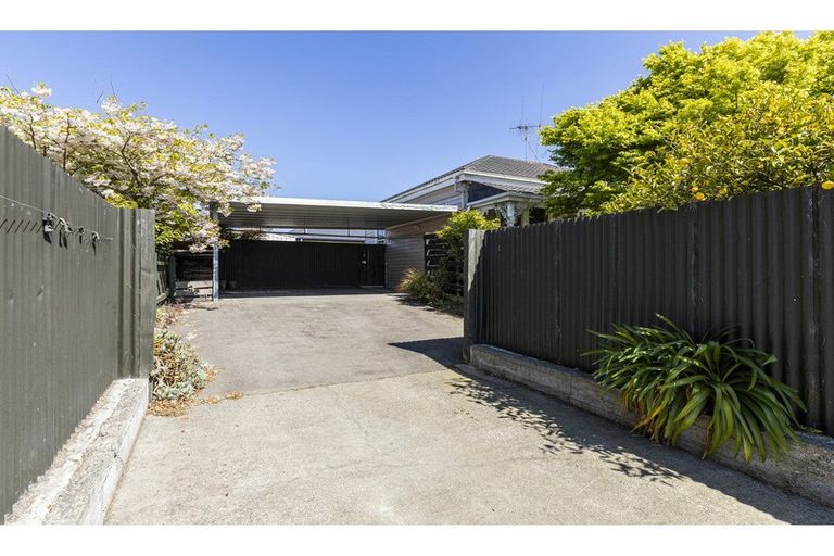 Photo of property in 124 Otipua Road, Watlington, Timaru, 7910