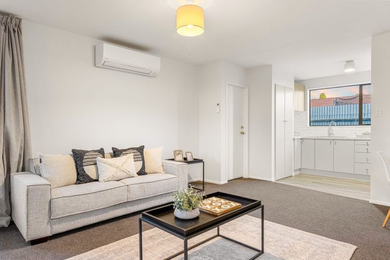 Photo of property in 3/100 Baker Street, New Brighton, Christchurch, 8083