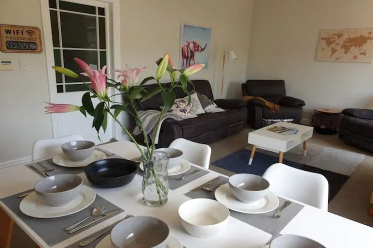 Photo of property in 14 Brook Street, The Brook, Nelson, 7010