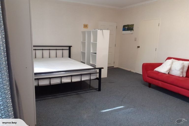 Photo of property in 135 Ohauiti Road, Hairini, Tauranga, 3112