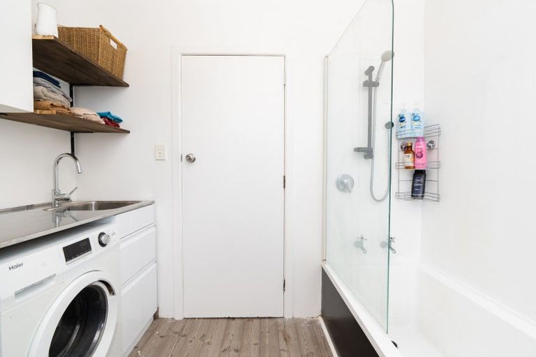 Photo of property in 1 Bidston Street, Outram, 9019