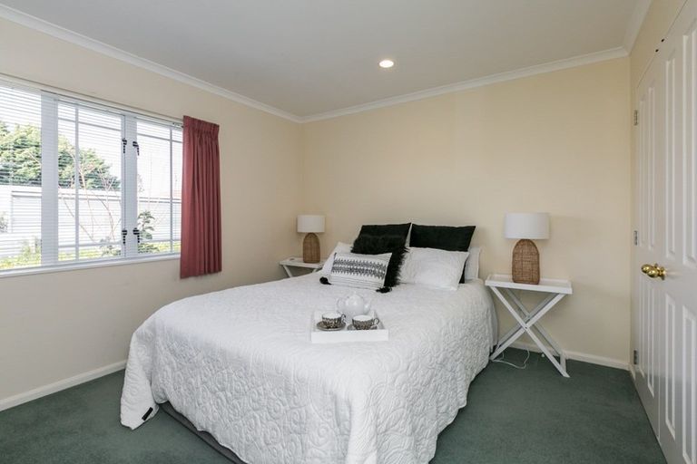 Photo of property in 525a Main North Road, Bay View, Napier, 4104