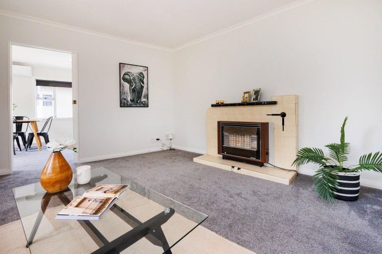 Photo of property in 20 Liverpool Street, Takaro, Palmerston North, 4412