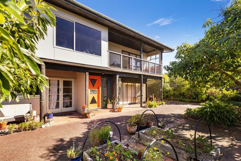 Photo of property in 102 Trewavas Street, Motueka, 7120