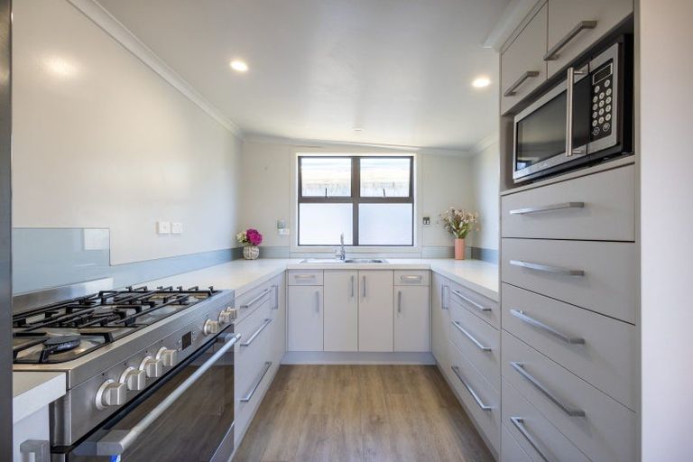 Photo of property in 6 Sea View Road, Baylys Beach, Dargaville, 0377