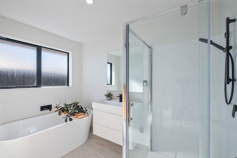 Photo of property in 17 Palmer Avenue, Rolleston, 7615