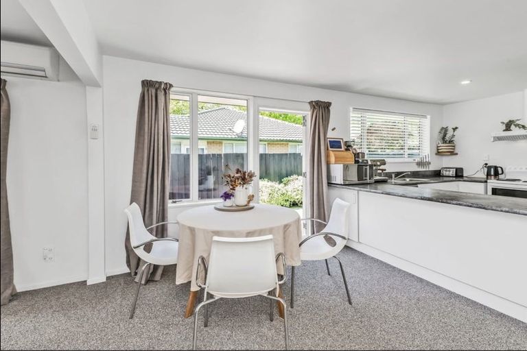 Photo of property in 3/11 Grove Road, Addington, Christchurch, 8024