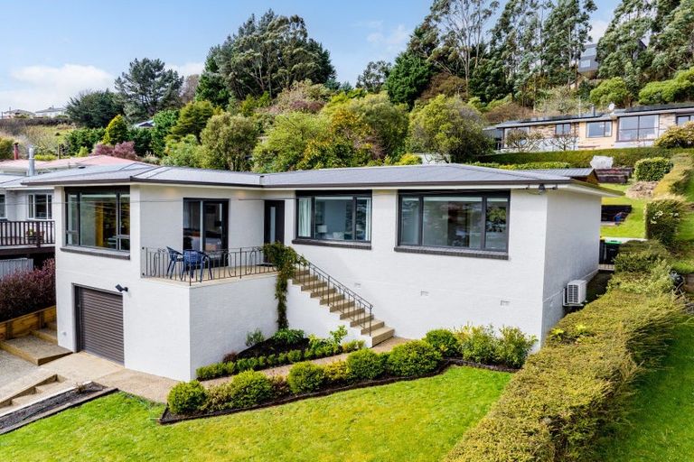 Photo of property in 94 Hocken Street, Kenmure, Dunedin, 9011