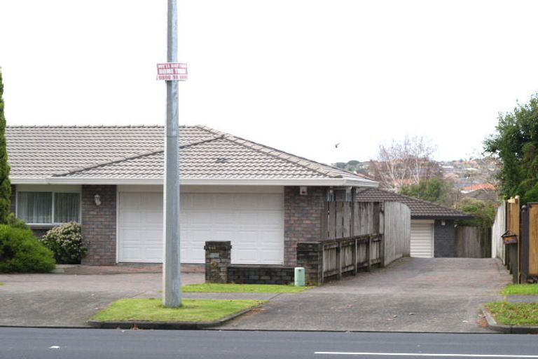 Photo of property in 1/242 Botany Road, Golflands, Auckland, 2013